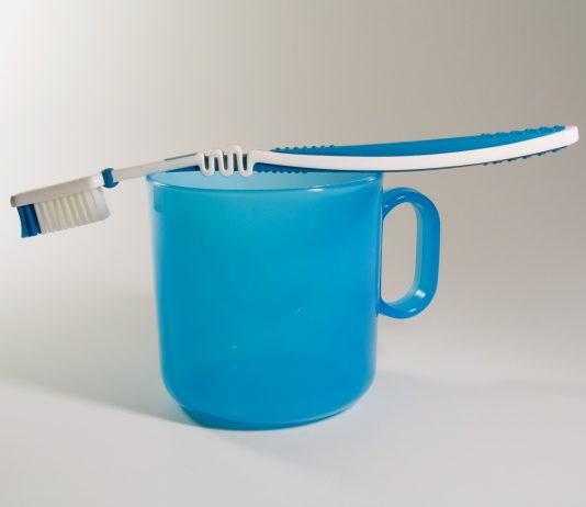 Caring for Oral Health As You Age