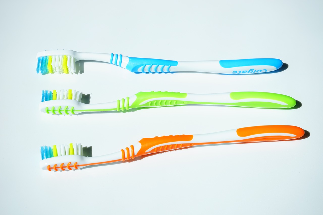 Why You Shouldn’t Be Sharing Your Toothbrush