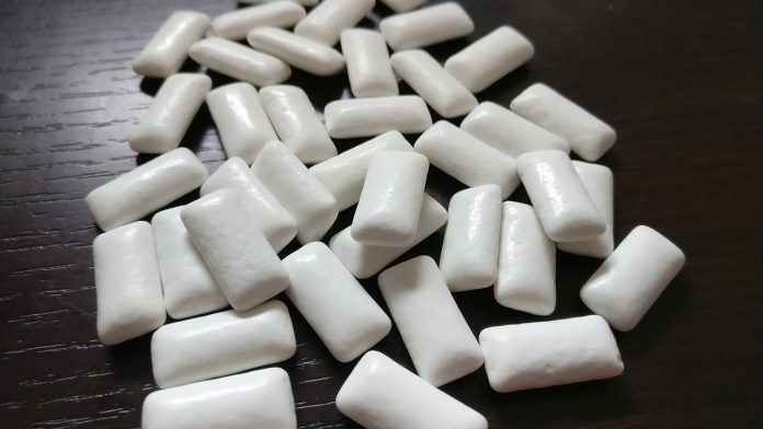 chewing-gum-2153922_1280