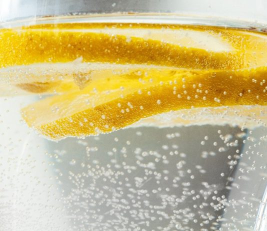 5 Ways You’re Hurting Your Teeth (And Don’t Know It!)