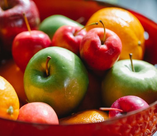 Tips and Tricks for Keeping Your Smile Healthy on the Go