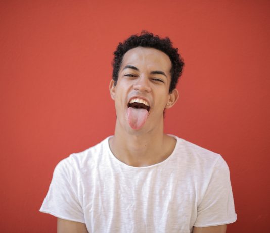 What Your Tongue Can Tell You About Your Dental Health