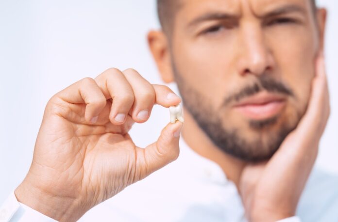 knocked out tooth emergency dentistry